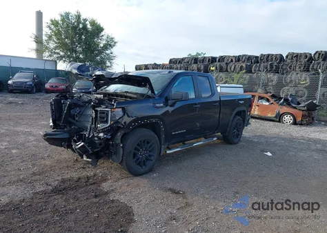 2025 GMC Sierra 1500 4Wd Standard Box Pro из США, поврежденный, VIN 1GTRUAED0SZ155854